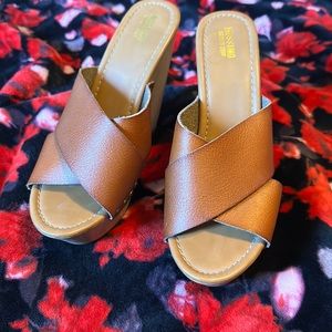 Mossimo wedges